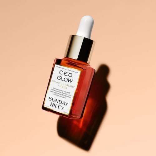 Sunday Riley C.E.O Glow Vitamin C peach background Turmeric Face Oil buy in Pakistan