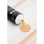 GlowStash Exfoliating Facial Gold Scrub texutre