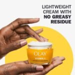 Olay Vitamin C Lightweight Moisturizer - Image 2