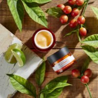 The Body Shop Vitamin C Glow Boosting Moisturiser texture