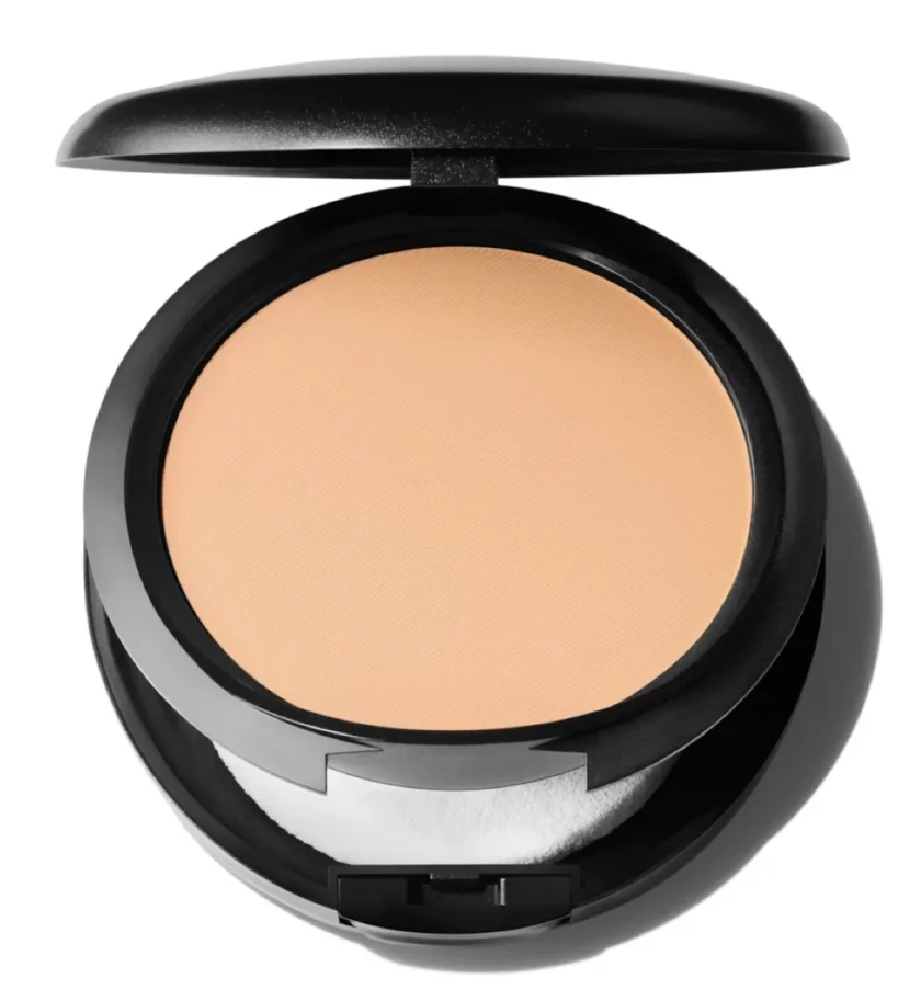 MAC Studio Fix Powder Plus Foundation nc 20 in pakistan