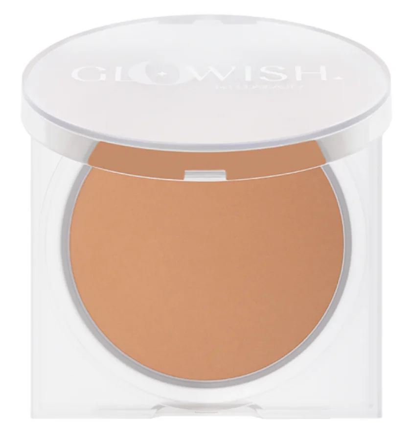 Huda Beauty GloWish Luminous Pressed Powder 04 light medium in pakistan