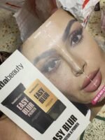 HUDA BEAUTY Easy Blur Foundation Beauty Seal (10 Shades) - Image 4