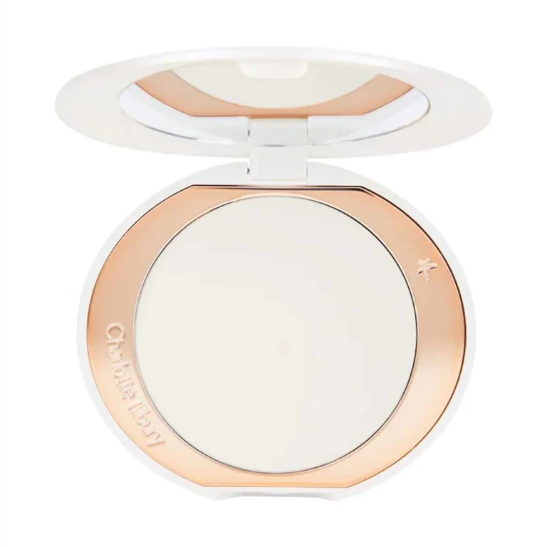 Charlotte Tilbury Airbrush Flawless Finish Brightening Powder - Fair-Medium in pakistna