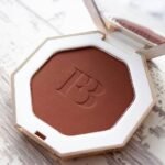 Fenty Beauty Sun Stalk'r Instant Warmth Bronzer - Mocha Mami in Pakistan