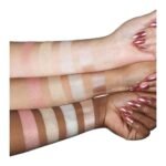 HUDA BEAUTY 3D HIGHLIGHTER PALETTE PINK SAND - Image 2