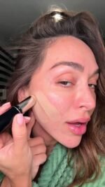 DIOR  Forever Skin Perfect 24H Multi-Use Foundation Stick - Image 2